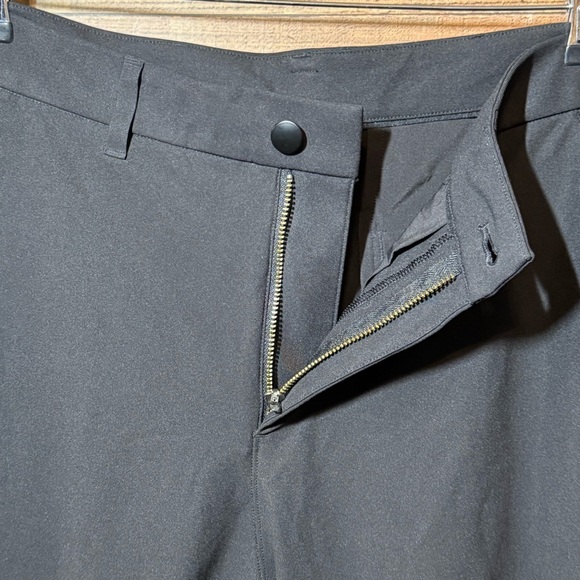 Lululemon Men's Slim Commission Pants Black size 34 Athleisure Golf Outdoor - Picture 7 of 11